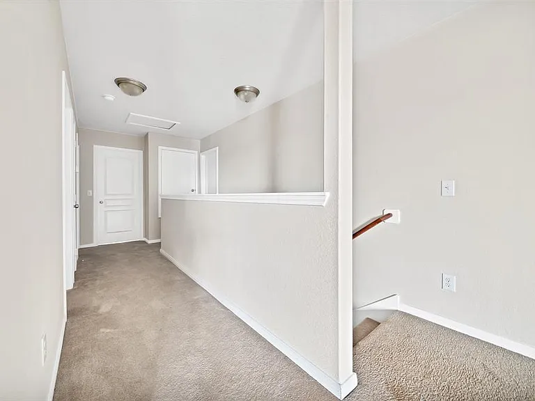 2615 Morning Meadow Dr — Photo 10