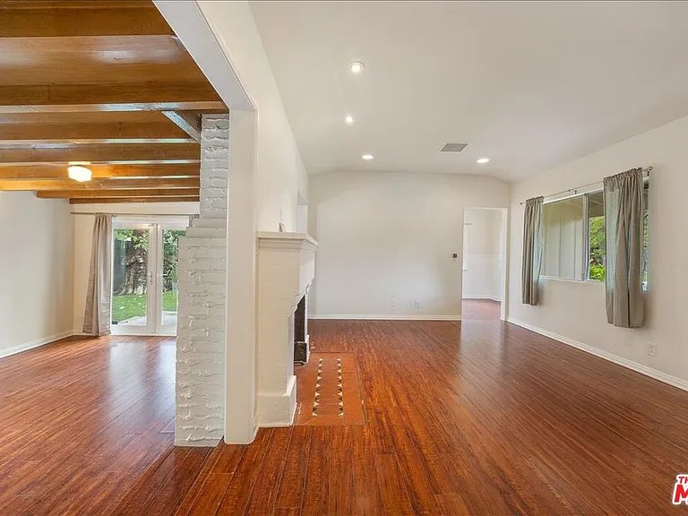 4328 Goodland Ave — Photo 16