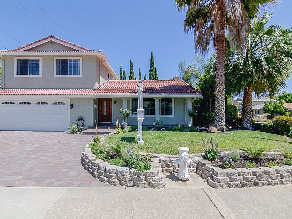 1st image of 2729 Columbus Pl