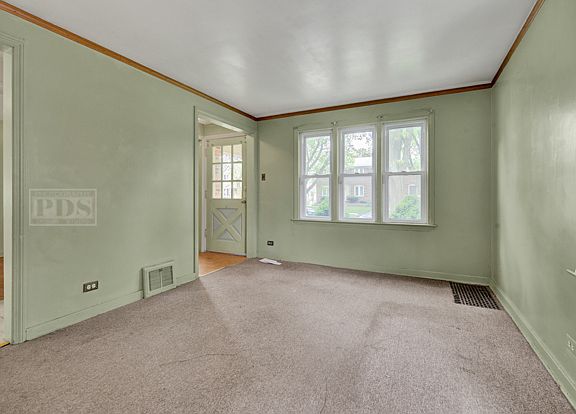 5th image of 3719 S 58th Ct