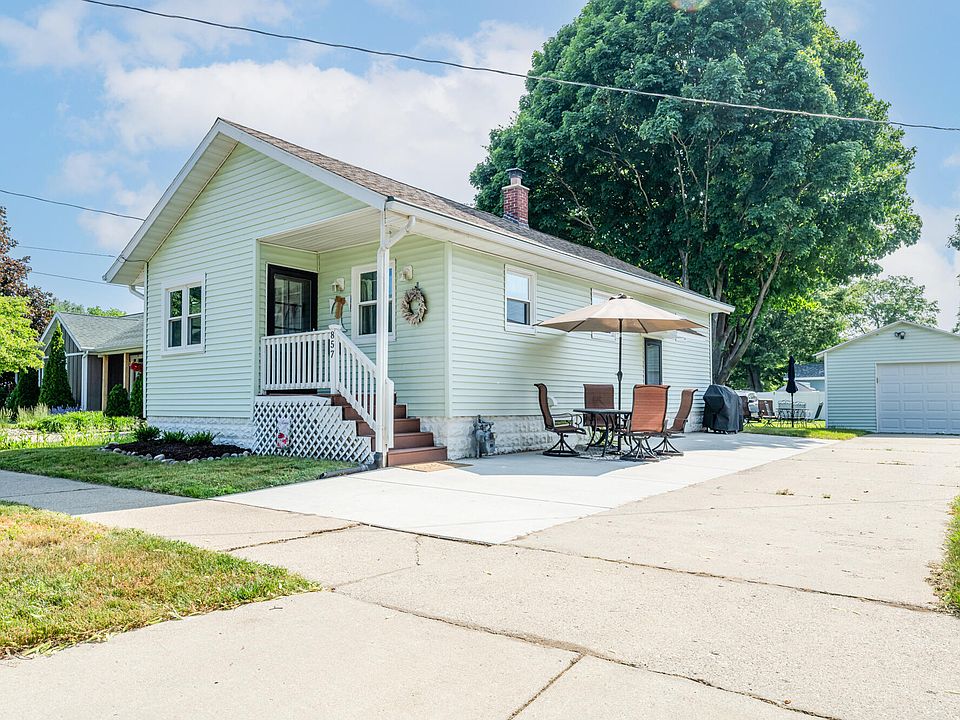 1st image of 857 Saint Joseph St