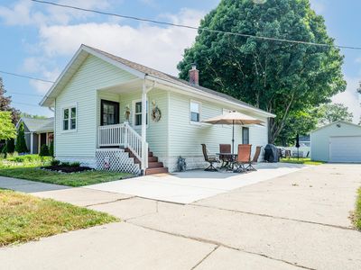 857 Saint Joseph St, South Haven, MI, 49090