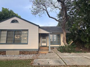 428 Wyllie St, Honolulu, HI 96817