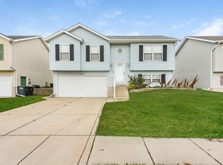 2209 Powderly Rd, Valparaiso, IN 46383