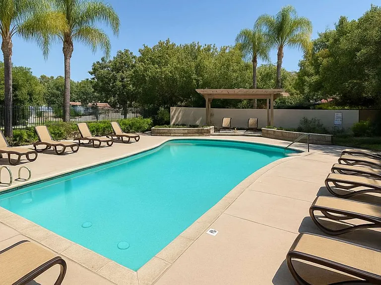 18106 Chieftain Ct — Photo 42