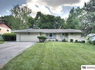 5425 Fort St, Omaha, NE 68104