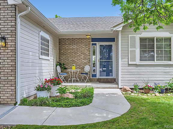 2nd image of 2953 Vye Court