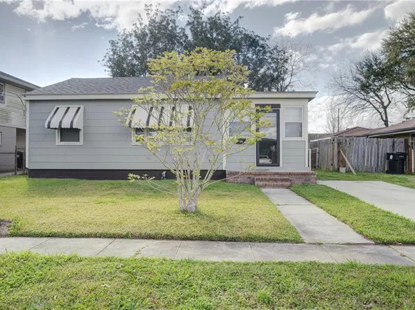 1121 Southlawn Blvd, New Orleans, LA 70114