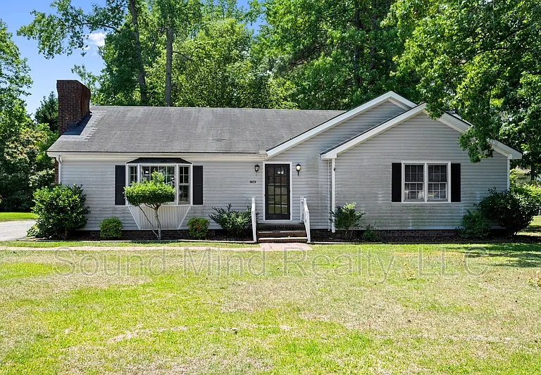 1601 Homestead Rd — Photo 1