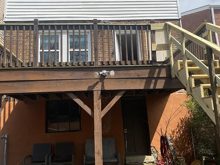 2906 Pyramid Ave — Photo 4
