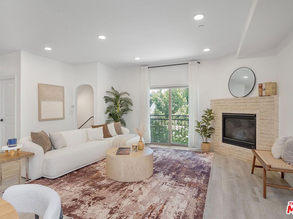 1st image of 5737 Camellia Ave Unit 118