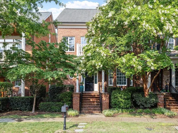 307 Circle Park Pl, Chapel Hill, NC 27517
