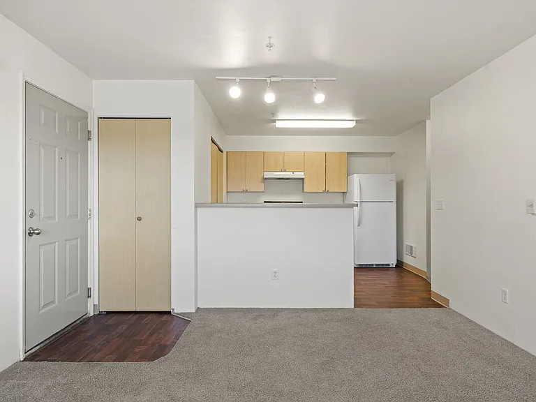 Heron Creek Apartments — Photo 6