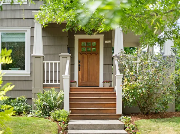 1604 SE Lambert St, Portland, OR 97202