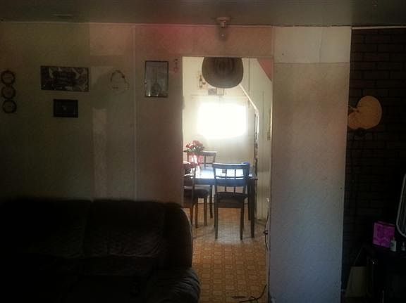 3rd image of 1511 Montezuma St