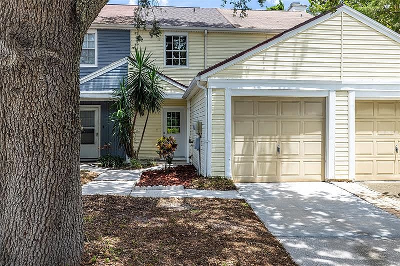 1st image of 6211 Oak Cluster Cir