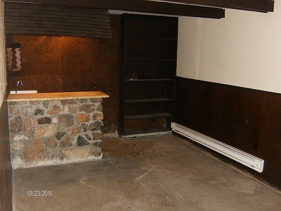 5th image of 3017 Solano Dr NE