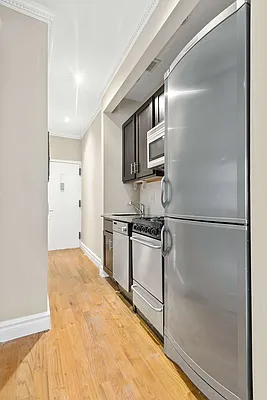 Rented by Cooper & Cooper Real Estate | media 10