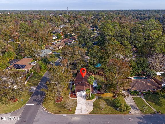 4th image of 11676 EDINBURGH Way