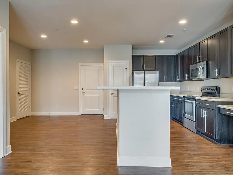 Parkview Midtown Apartments — Photo 33