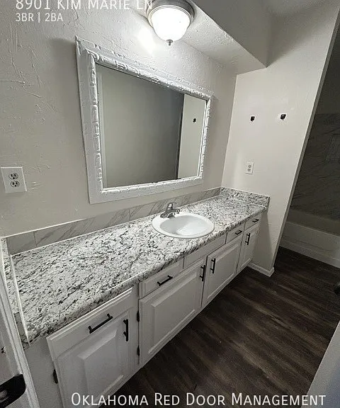 8901 Kim Marie Ln — Photo 8