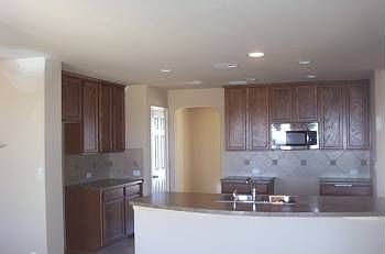 3rd image of 16622 Mandolino Ln