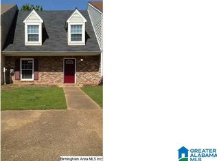 732 Cahaba Manor Trl, Pelham, AL 35124