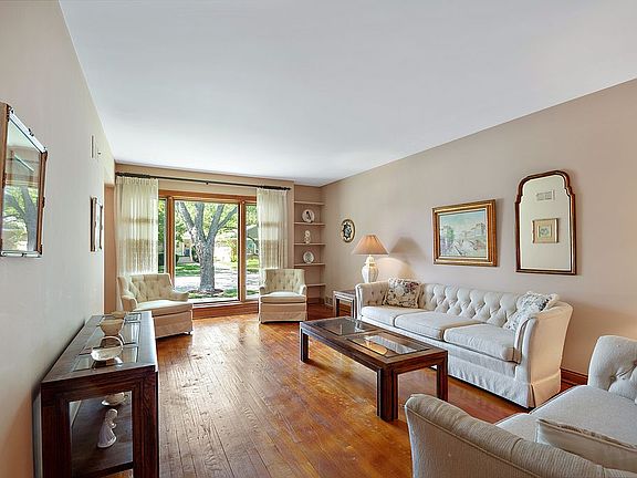 2nd image of 8237 Lawndale Ave