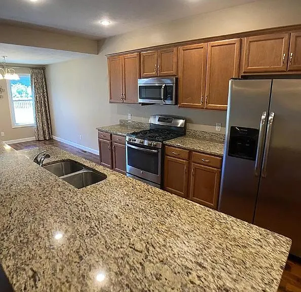 4544 Thompson Rd — Photo 4