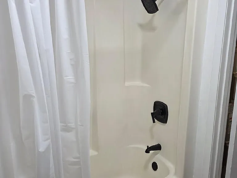 1505 Elizabeth Dr — Photo 3