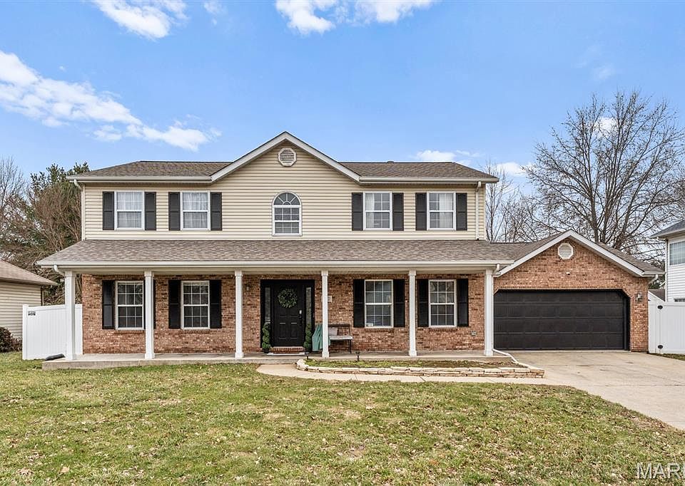 1st image of 802 Baron Dr