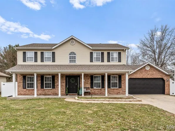 802 Baron Dr, Swansea, IL 62226