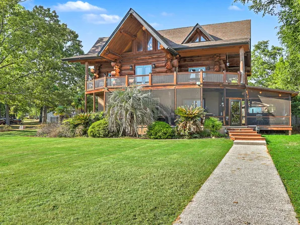 1537 Litzler Dr, Manning, SC 29102