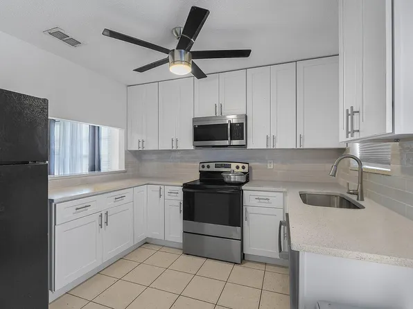 210 SW Sterret Circle, Port St Lucie, FL 34953
