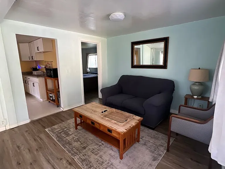 2421 Central Ave — Photo 3