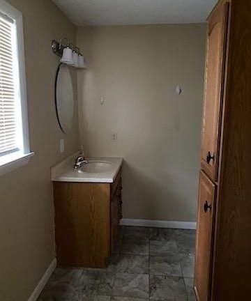3rd image of 1322 N Choctaw Ave