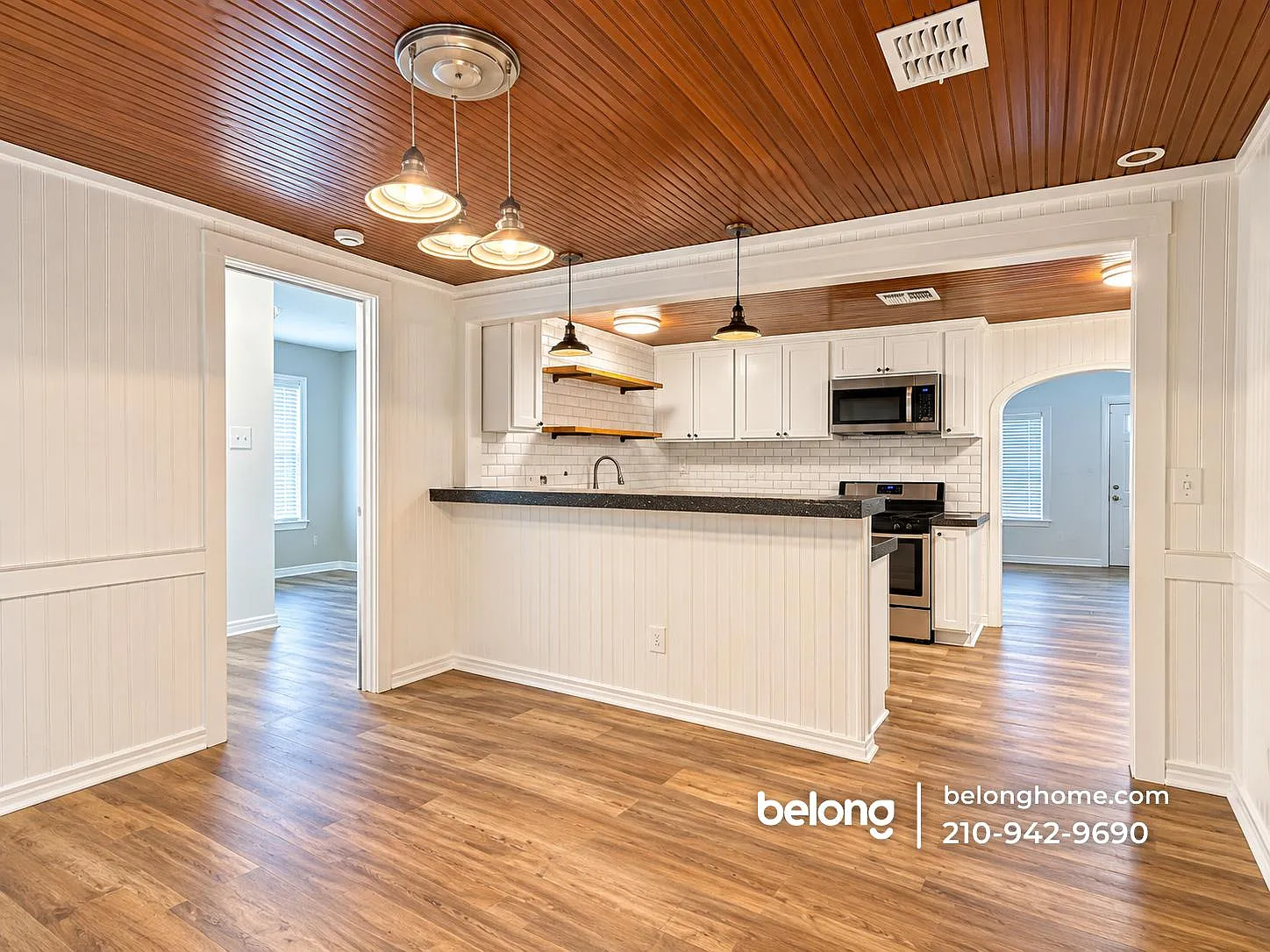 3 bed, 3.0 bath, 1724 sqft, $2,275 — Photo 3