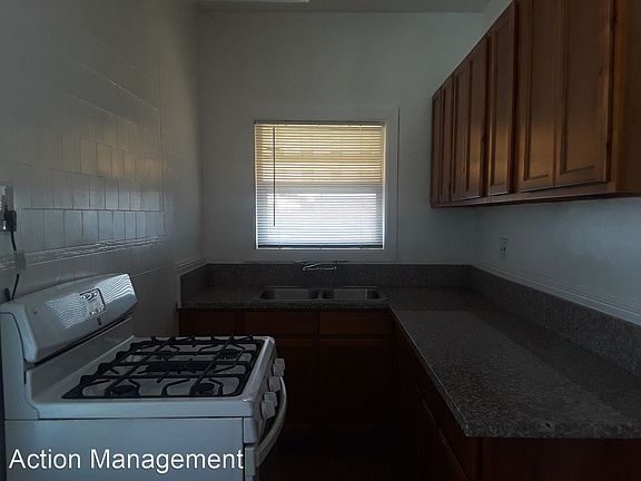 5th image of 1032 Obispo Ave APT 3