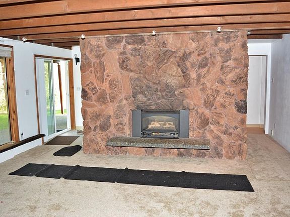 3rd image of 5211 Spruce Ln NW