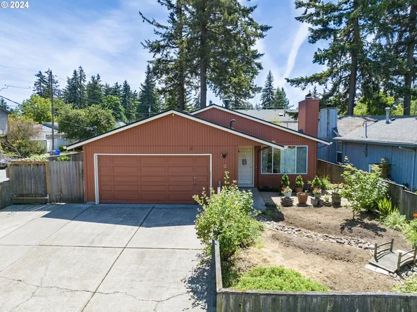 11854 SE Washington St, Portland, OR 97216