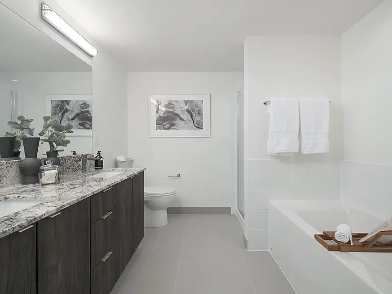1060 Churchill Cres #312 — Photo 12
