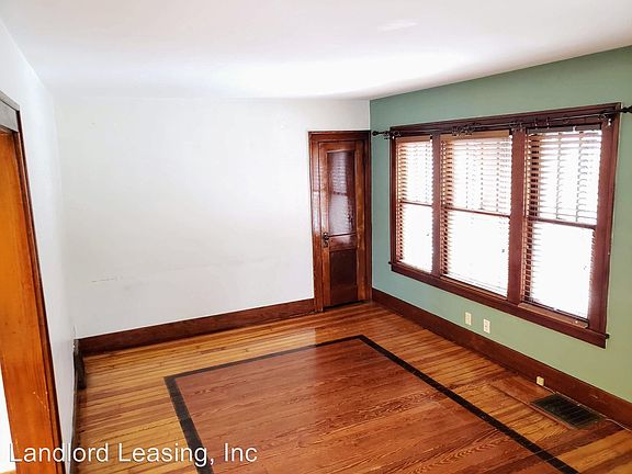 5th image of 430 Franklin Ave