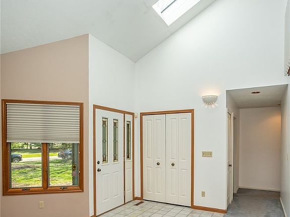 3rd image of 21111 Creekside Dr