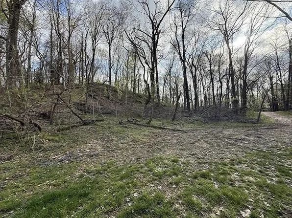 2445 Summit Dr, Henderson, KY 42420