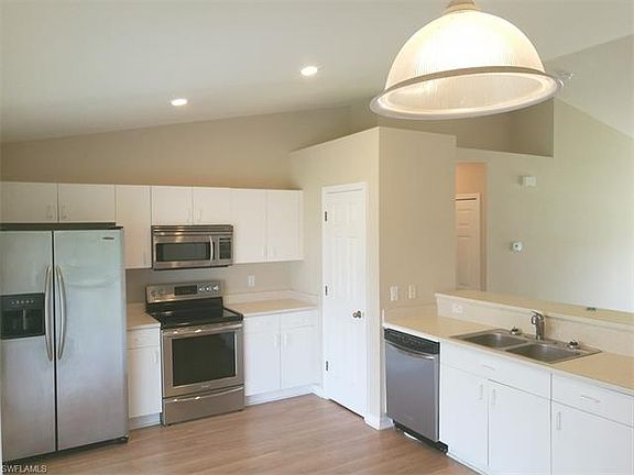 4th image of 1703 NW 11th Ter