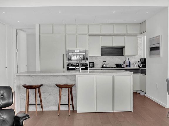 3rd image of 5 Beekman St #40B