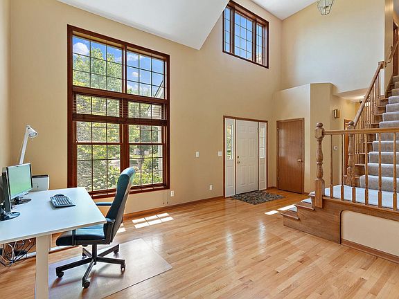 5th image of 39W570 Schoolhouse Ln