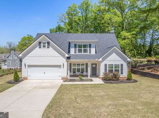 39 E Hill St, Newnan, GA 30263