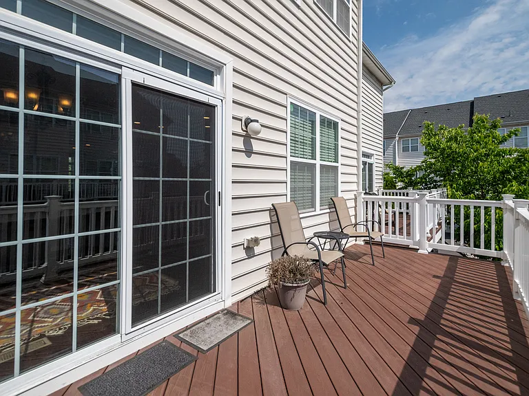 23348 Madison Heights Ter — Photo 21
