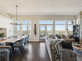 39 NE Watermark Villas Rural, Rocky View County, AB T3L0E2